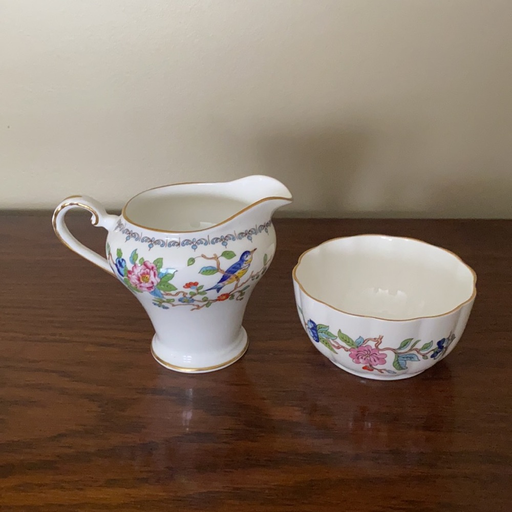 Vintage Aynsley Pembroke creamer and sugar bowl